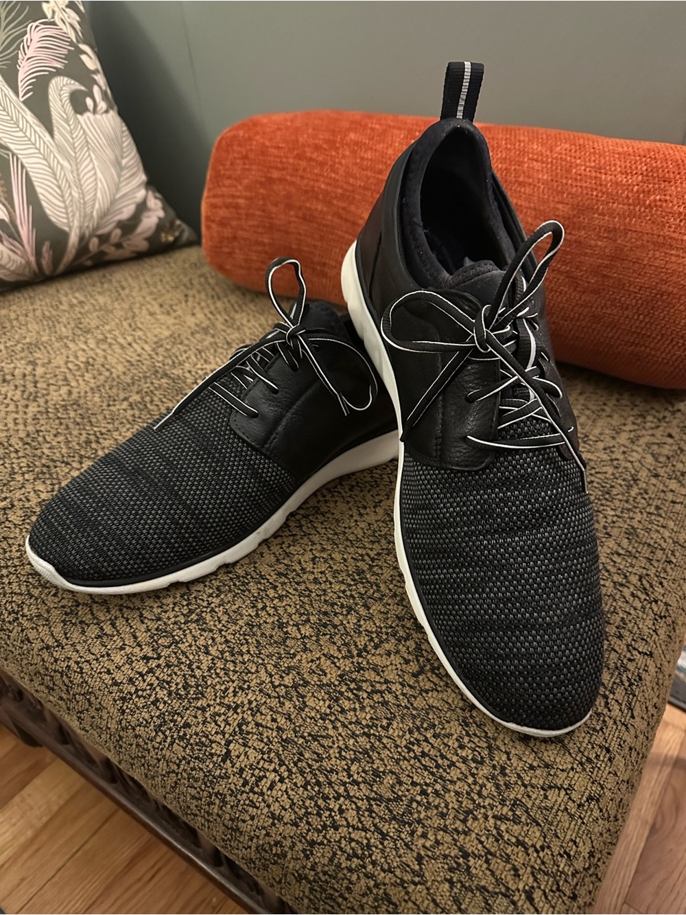 Johnston & Murphy Prentiss Black Knit Sneakers with White Soles 13M or 13W